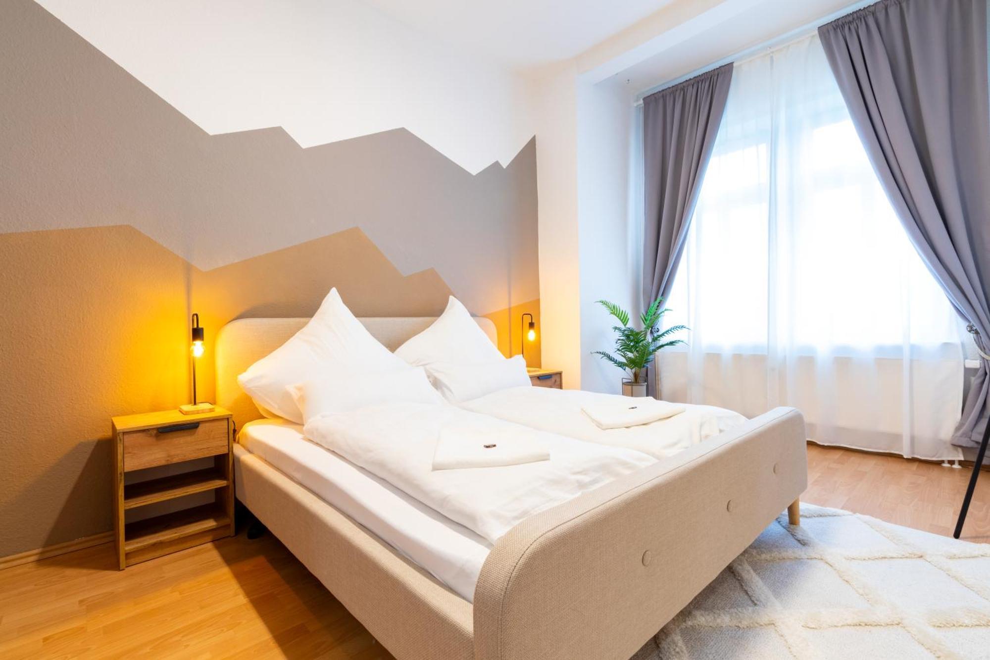 Stadtnatur Apartment Am Kuechwald - Mit Balkon, Streaming-Tv, Badewanne, Arbeitsplatz ケムニッツ エクステリア 写真
